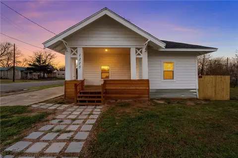 1225 Colcord Ave, Waco, TX 76707