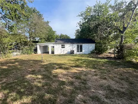 601 N 3rd St, Mcgregor, TX 76657 photo 18