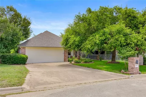 3802 Whispering Oaks, Temple, TX 76504