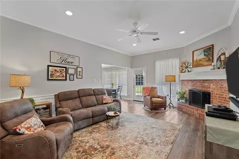 10417 Rayburn Way, Waco, TX 76708 photo 4