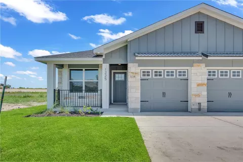1225 College Ave, Troy, TX 76579