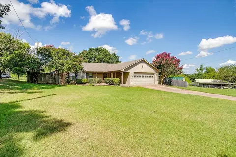 805 Ivan Dr, Waco, TX 76706 photo 8