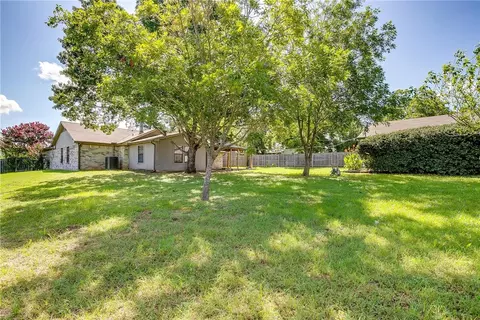 805 Ivan Dr, Waco, TX 76706 photo 39