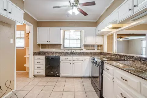805 Ivan Dr, Waco, TX 76706 photo 15