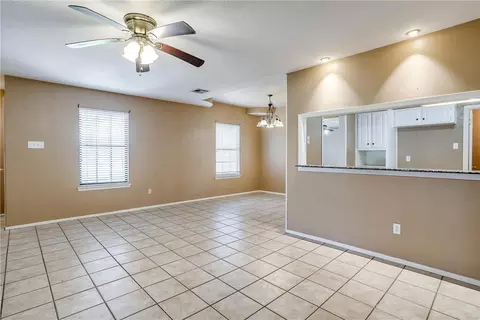 805 Ivan Dr, Waco, TX 76706 photo 13
