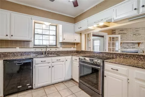 805 Ivan Dr, Waco, TX 76706 photo 18