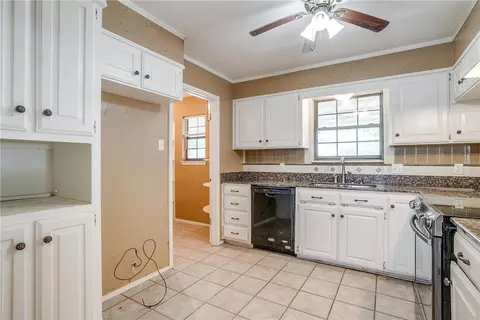 805 Ivan Dr, Waco, TX 76706 photo 16