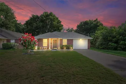 1202 Spring St, Waco, TX 76704