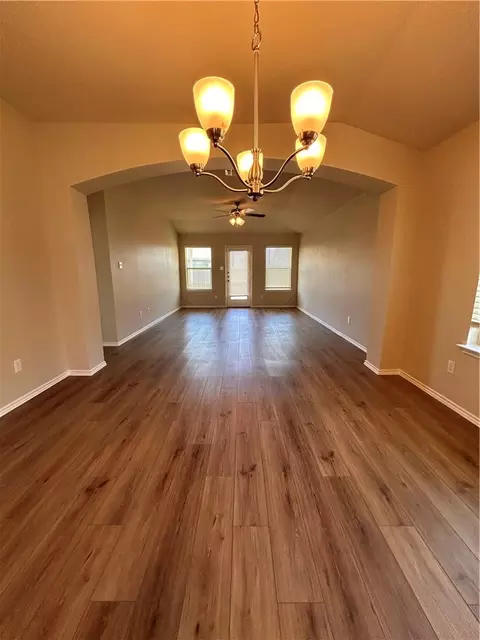 3213 Marston Rd, Lorena, TX 76655 photo 2