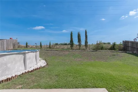 401 Coby Dr, Troy, TX 76579 photo 8