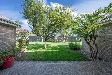 303 Ranchgate Trl, Mcgregor, TX 76657 photo 26