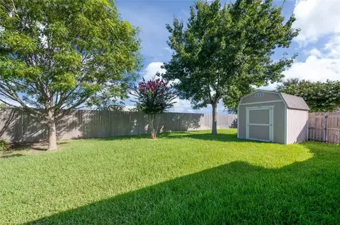 303 Ranchgate Trl, Mcgregor, TX 76657 photo 27