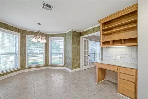 303 Ranchgate Trl, Mcgregor, TX 76657 photo 9