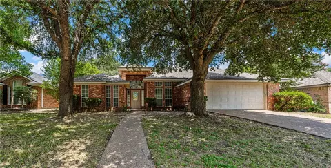 10709 Sierra West Dr, Waco, TX 76712