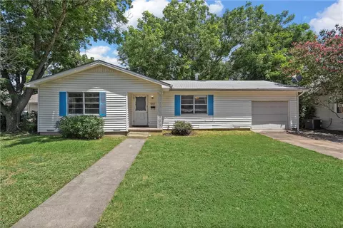 1013 Mclennan Ave, Mart, TX 76664