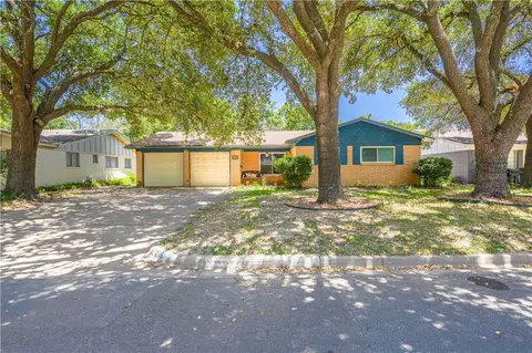 1119 Melrose Dr, Waco, TX 76710