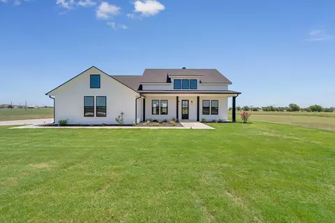 803 Willow Moon Ranch Rd, Crawford, TX 76638