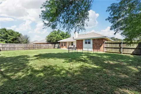 207 Knight Ln, Waco, TX 76705 photo 21