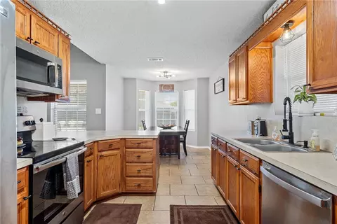 207 Knight Ln, Waco, TX 76705 photo 18