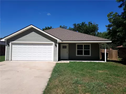 303 S Patricia St, Waco, TX 76705