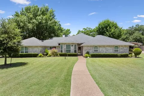 506 Kiowa Ln, Robinson, TX 76706