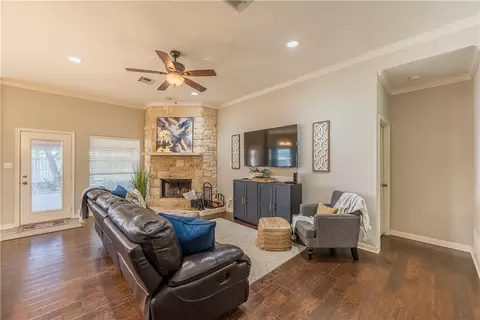 10117 Barcelona Dr, Waco, TX 76708 photo 6