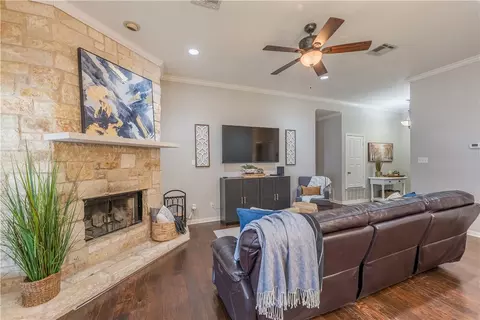 10117 Barcelona Dr, Waco, TX 76708 photo 7