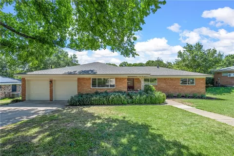 1533 Northcrest Dr, Waco, TX 76710