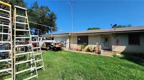 483 Nicole Ln, Waco, TX 76705