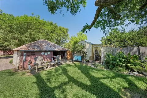 1633 Mechell Rd, West, TX 76691 photo 18
