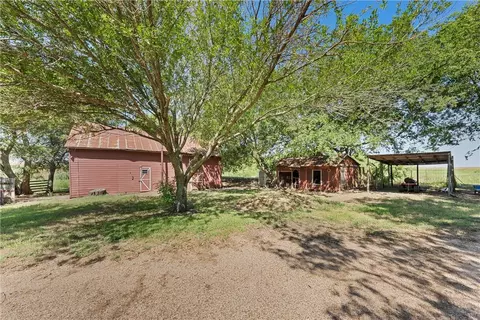 1633 Mechell Rd, West, TX 76691 photo 17