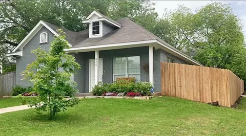 826 N 15th St, Waco, TX 76707