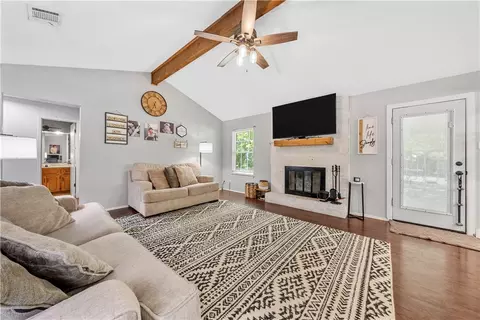 121 York Dr, Lorena, TX 76655 photo 5