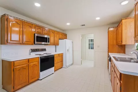 212 Warren Rd, Lorena, TX 76655 photo 13