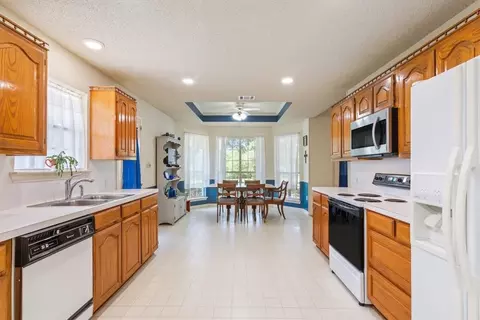 212 Warren Rd, Lorena, TX 76655 photo 12