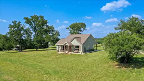 966 Watson Rd, Normangee, TX 77871