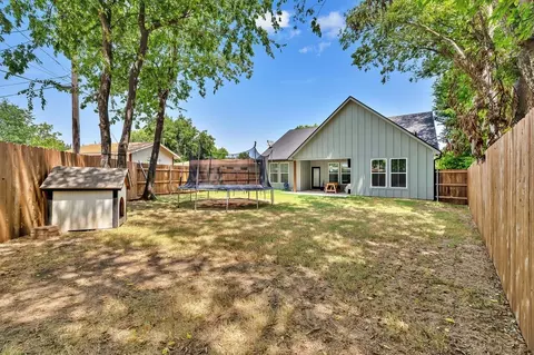113 Austin St, Mcgregor, TX 76657 photo 36