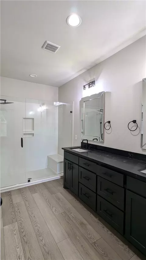113 Austin St, Mcgregor, TX 76657 photo 28