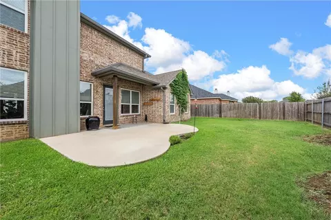 28 N Shore Cir, Waco, TX 76708 photo 32