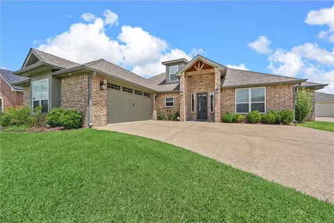 28 N Shore Cir, Waco, TX 76708 photo 2