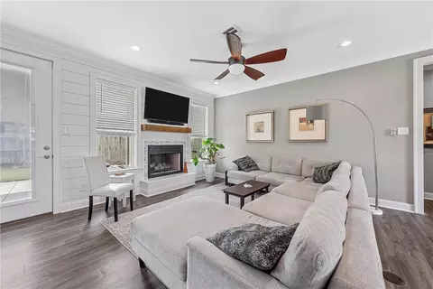 28 N Shore Cir, Waco, TX 76708 photo 12
