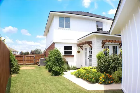 10130 Orchid Ln, Waco, TX 76708 photo 5