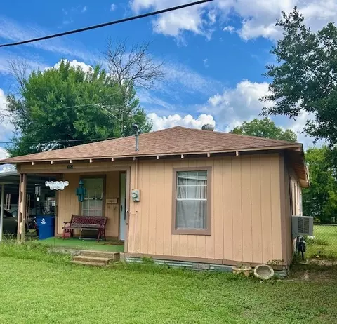724 E Liberty St, Mexia, TX 76667