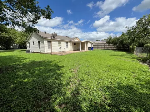 209 S Oak St, Lorena, TX 76655 photo 20