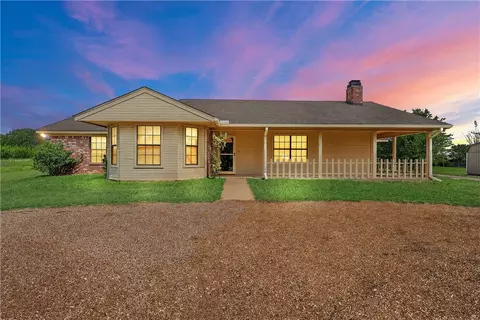 180 Tulum Ln, China Spring, TX 76633
