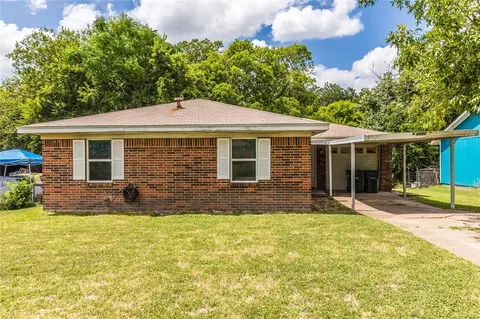 4001 Hiland Dr, Waco, TX 76711