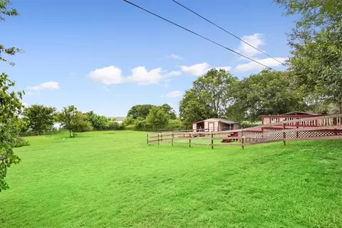 110 David Reese Dr, Lorena, TX 76655 photo 9