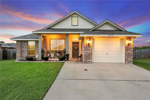 403 Broken Arrow Ct, Waco, TX 76705
