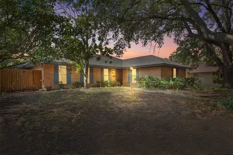 5507 Lake Highlands Dr, Waco, TX 76710