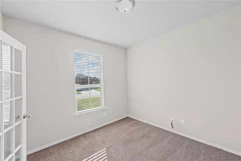 3221 Jackal Dr, Lorena, TX 76655 photo 4